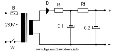 W układzie zasilacza przedstawionym na rysunku zwiększono dwukrotnie 